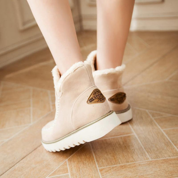 Calveth | Women&
