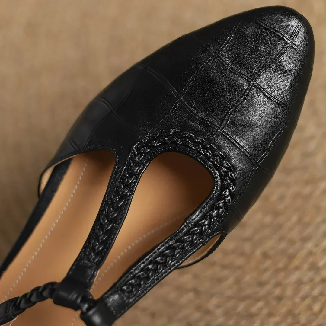 Calveth | Women&