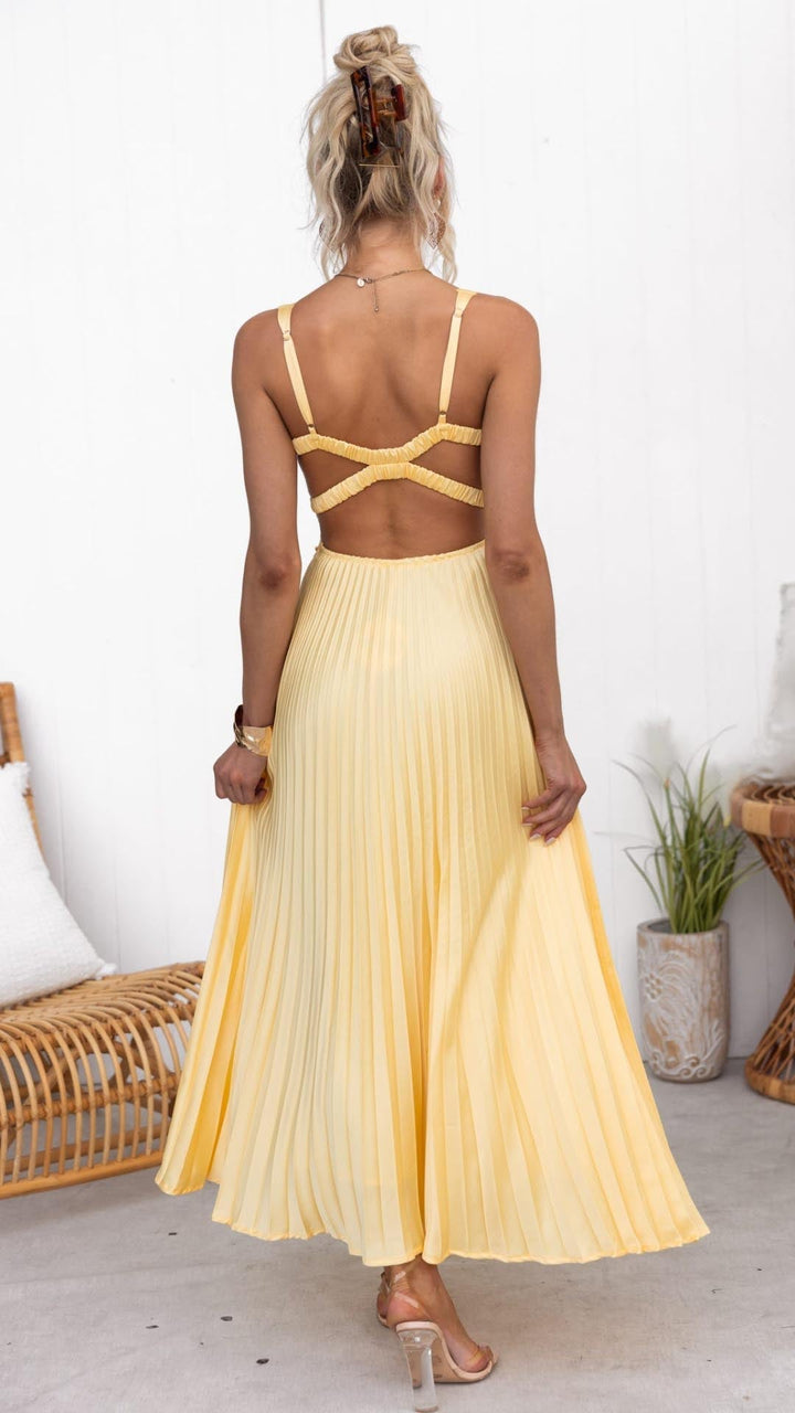 Corinna | Women&