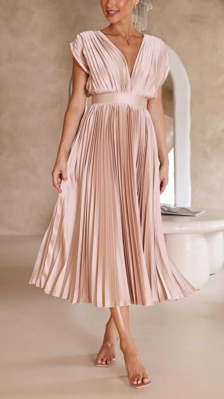 Corinna | Women&