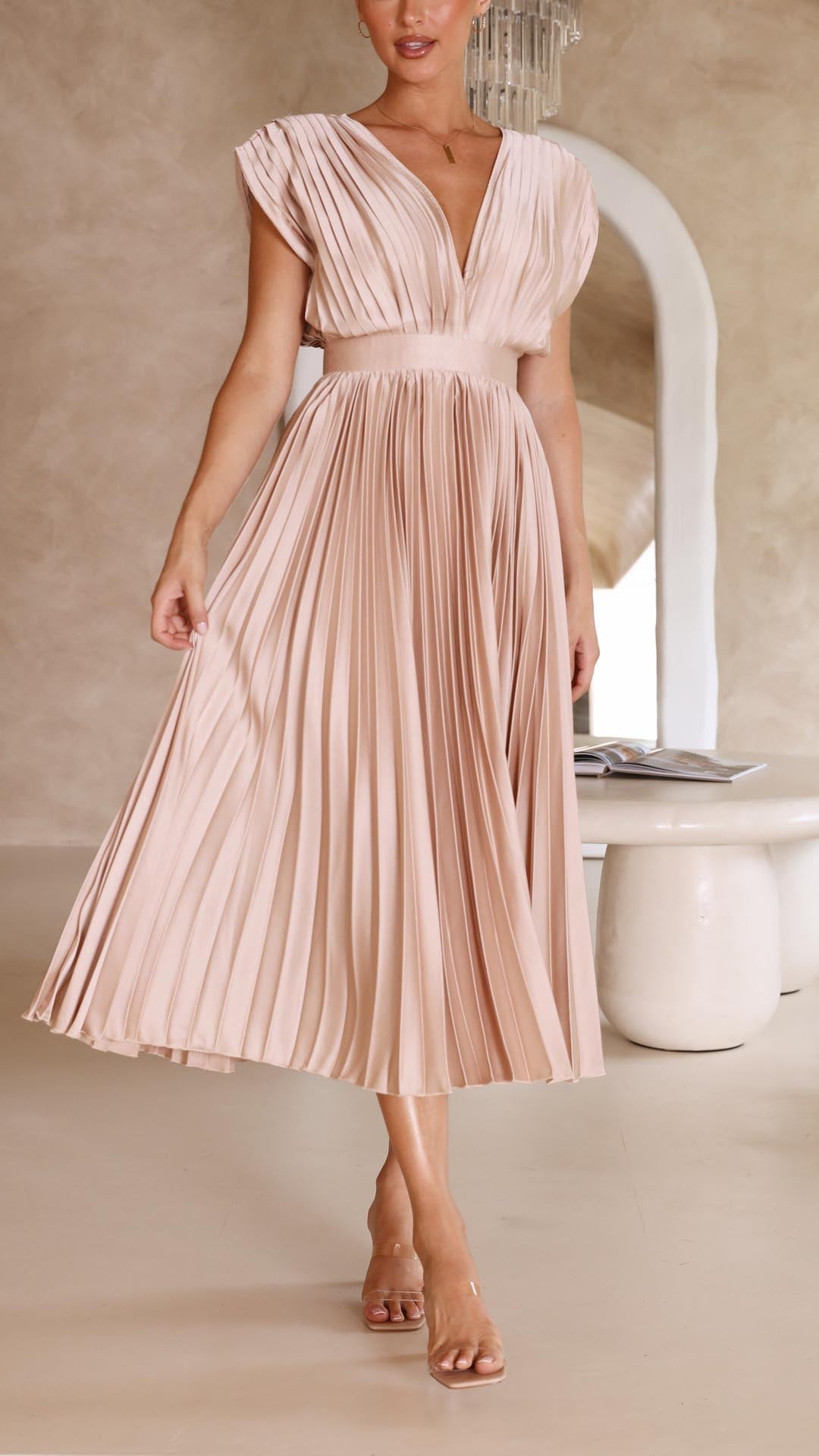 Corinna | Women&