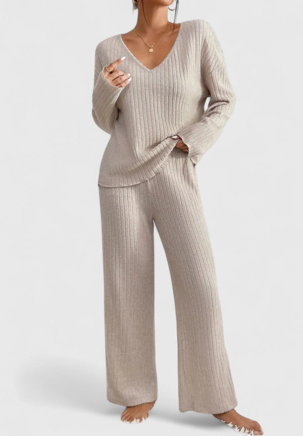 Cressalie | Women's Fleece Lounge Set with Wide-Leg Pants - Beige - Image 1