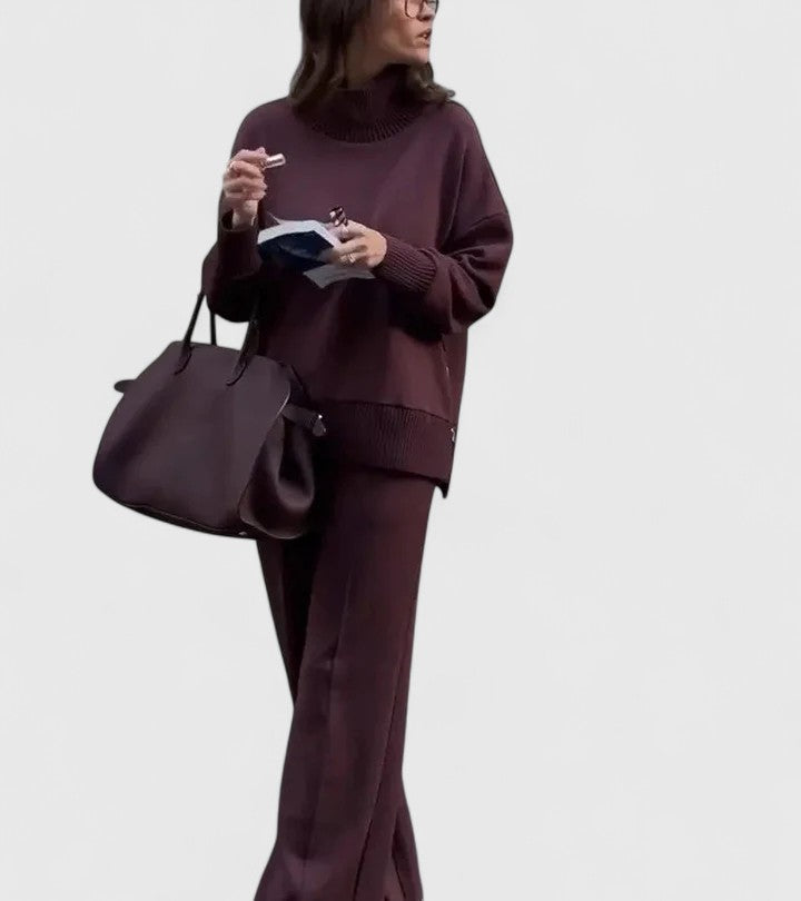 Wrenova | Women's Fleece Loungewear Set - Burgundy - Image 1